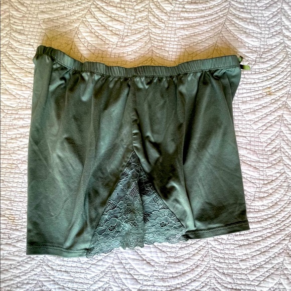 Flora Nikrooz Other - NWOT Flora Sleep Shorts